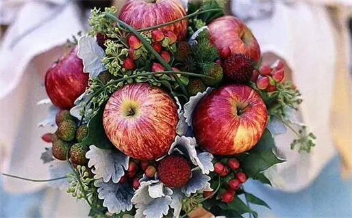 2026年08月12日领证日子如何 今日登记结婚好不好