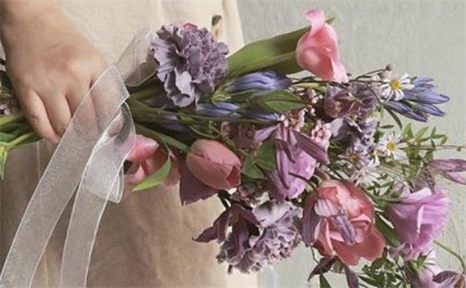 2026年农历五月十二是领证好日子吗 宜领证结婚吉日查询 2026年农历五月十二是领证好日子吗 宜领证结婚吉日查询